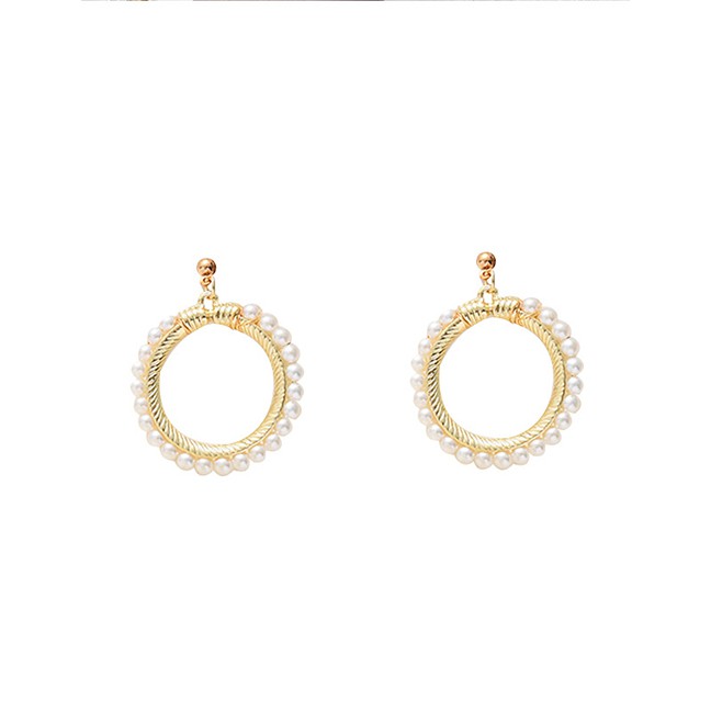 LRC Anting Tusuk Fashion Golden Pearl Circle Alloy Hollow Earrings K35093