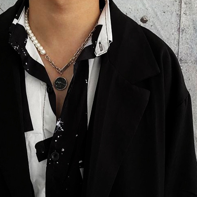 In fashion merek kepribadian Hitam tophus kalung sweet cool niche vintage pearl jahitan kalung pria