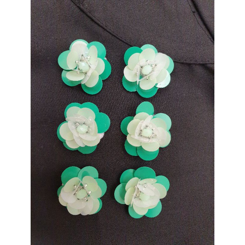 Bunga Sequin Manik 3D hijau