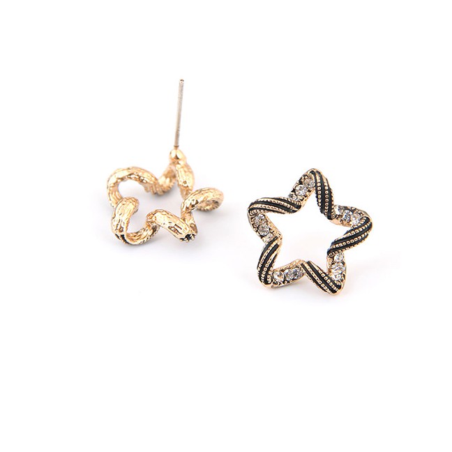 LRC Anting Tusuk Fashion Gold Stud Earrings A58805