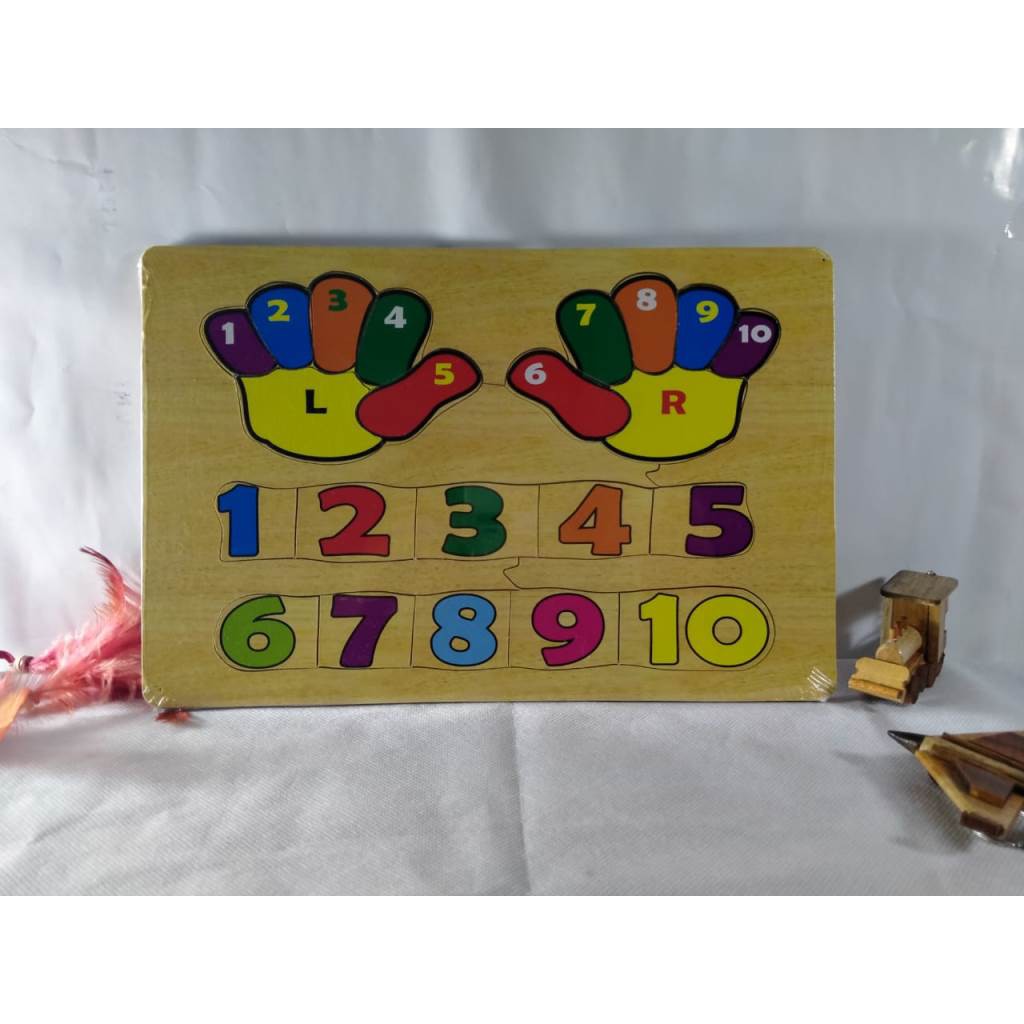 PUZZLE. MAINAN EDUKASI. PUZZLE KAYU GAMBAR ANGKA TANGAN BAHAN. Riens Collections