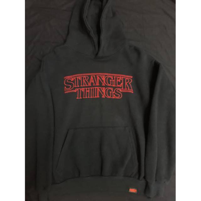 Jual Hoodie Stranger Things x Pull And Bear size M Original Murah