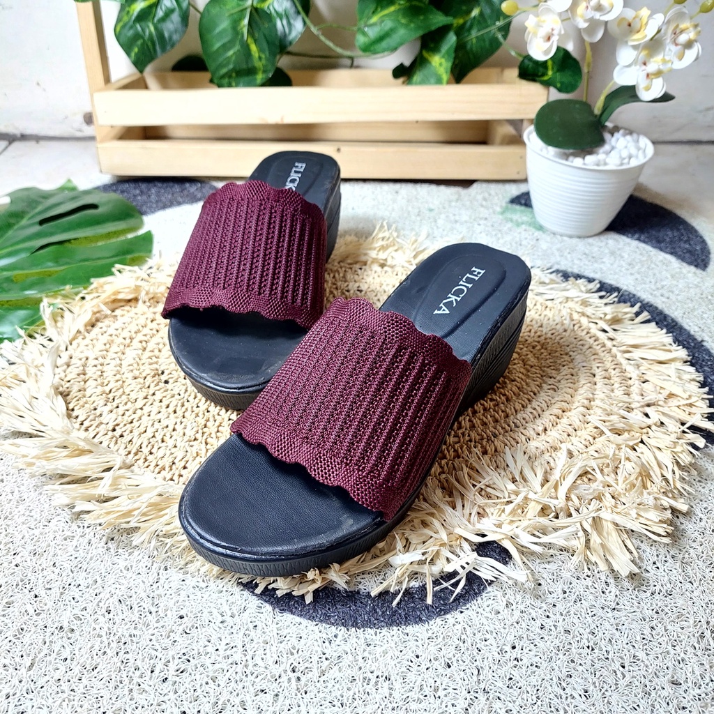 Sandal Wedges Wanita Flicka Model Rajut Turki Maroon