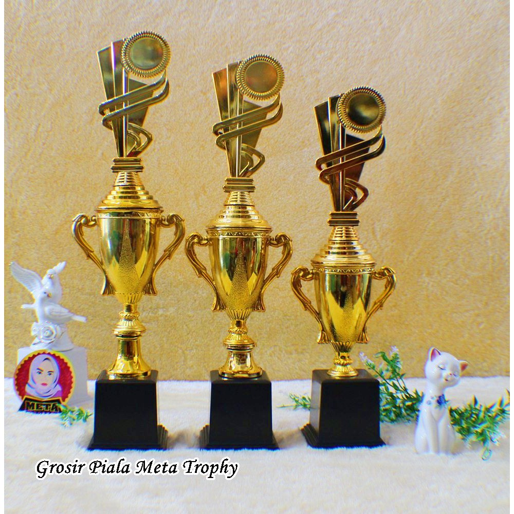 Piala SET Juara 123 & Harapan MURAH Pramuka Paskibra Kicau Mania MTQ Fashion Show