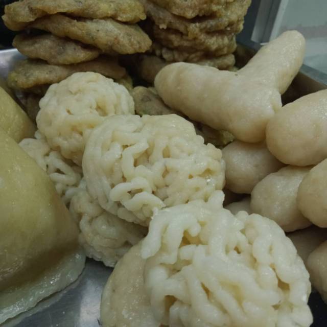 

Pempek keriting ikan tenggiri isi 10 pcs
