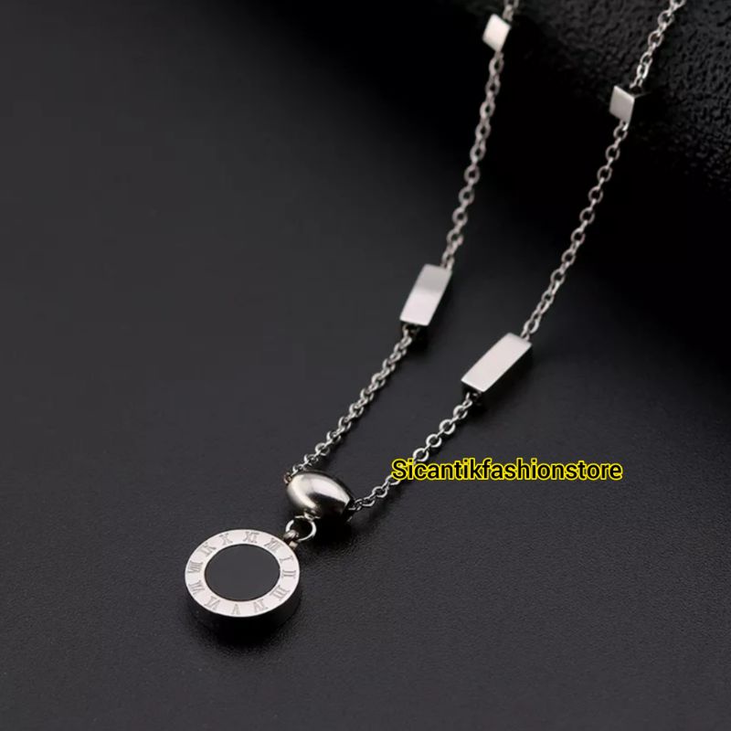 Kalung Titanium Silver Liontin Bulgari Angka Romawi Bolak balik Terlaris Terbaru Anti Karat Selamanya Kalung Titanium Fashion Wanita Kalung plus Liontin Silver