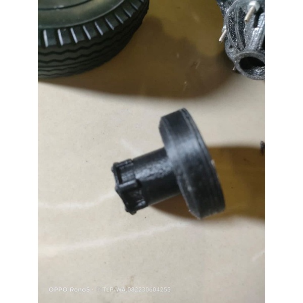 tromol belakang miniatur truk canter skala 10 truk lokal