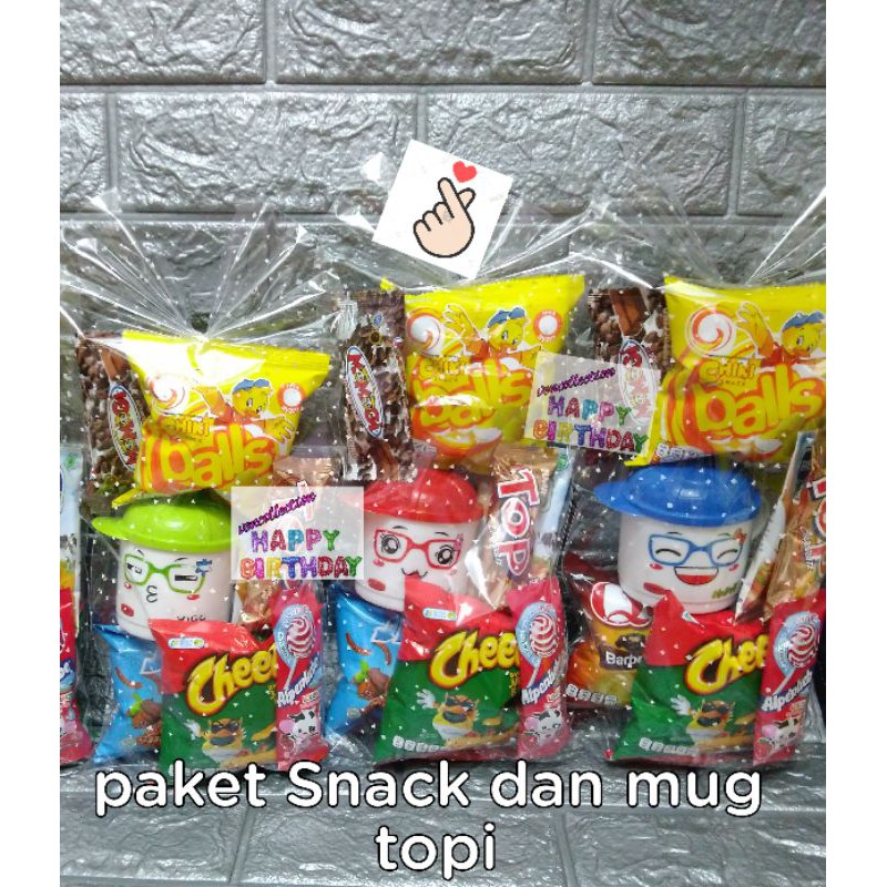 Paket souvenir ulang tahun Snack dan mug topi/mug Trixy/mug anak/cangkir anak
