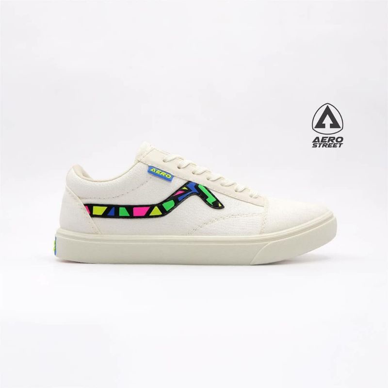 Aerostreet 45 Massive X Volt Putih - Sepatu Sneakers Casual Sport Pria Wanita Aero