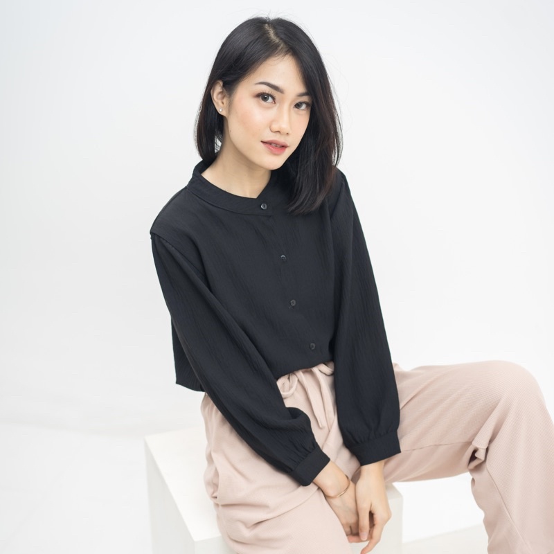 LESLEY Vneck Shirt Blouse Kemeja Oversize / Kemeja Kantor / Kemeja Korea / Kemeja Oversized / Atasan Wanita