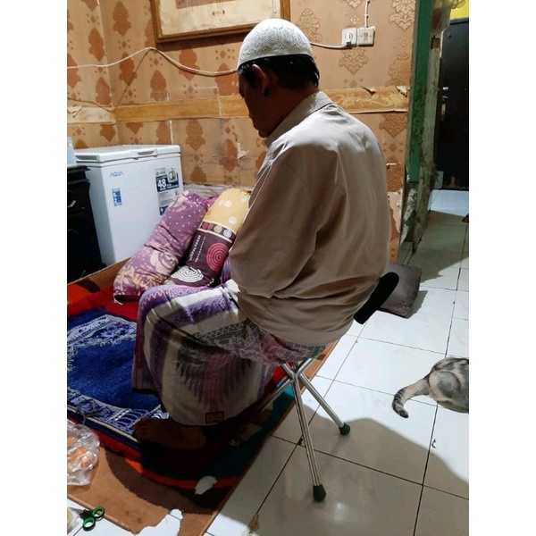 Tongkat Alat Bantu Jalan Orang Tua /Tongkat Duduk Lipat Orang Tua / Tongkat Kaki 4 / Tongkat Kaki 1/ Sella Tongkat Alat Bantu Jalan Orang Tua Kaki 1 Lurus Tongkat Kaki 4/Bangku Kursi Sholat Umroh