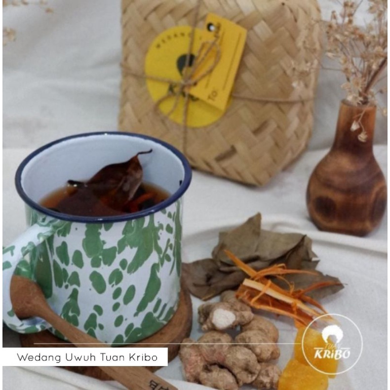 

Paket Besek Wedang Uwuh Tuan Kribo (wedang uwuh, gula batu, jahe emprit, besek)