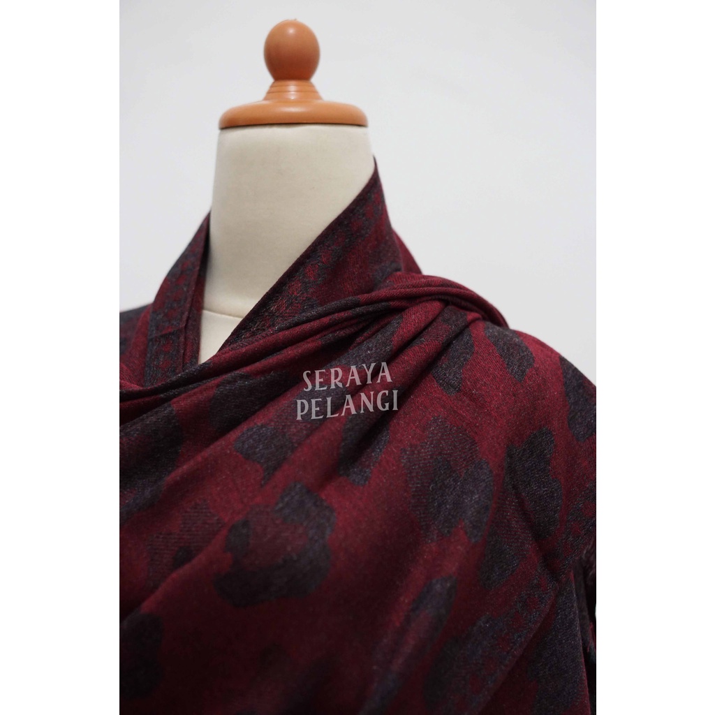 Pashmina Cashmere Motif A10 | Animal Print | Selendang | Scarf | Syal | Shawl | Pasmina | Souvenir | Hadiah Ulang Tahun | Birthday Gift | Aksesoris Fashion Wanita | Premium Import Quality | Grosir Murah