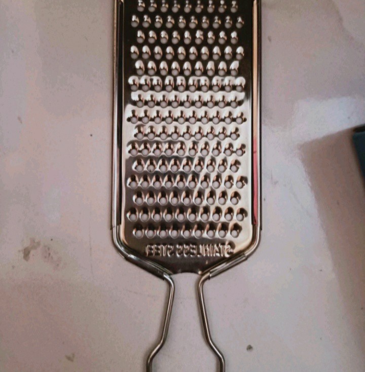 Parutan Keju Kentang Coklat Grater Cheese Alat Dapur Parut Stainless Cheese