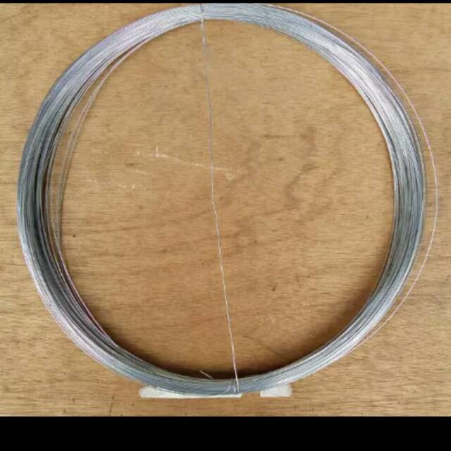 Kawat ikat putih bwg 20. 1 ikat 400 gram