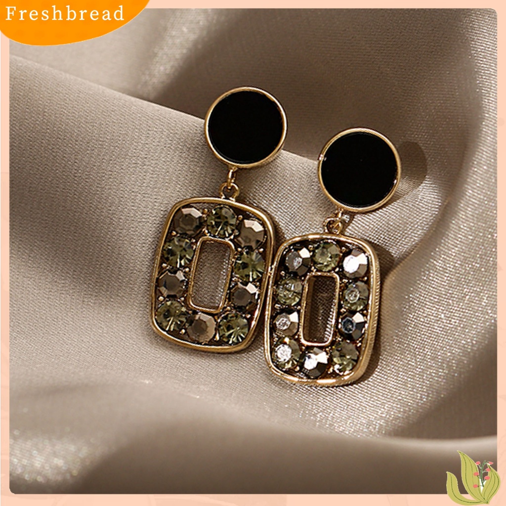 Terlaris 1 Pair Square Unique Drop Ear Stud Geometric-shaped Eye-catching Rhinestone Stud Earrings for Holiday