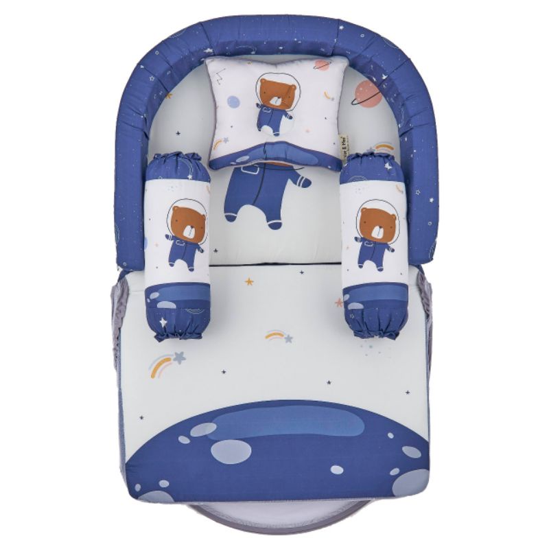 Vee &amp; Mee Kasur Bayi Lipat Oval Rhino Series, Squirrel Series,  Astronaut Bear Series, Raccoon and Friends Series