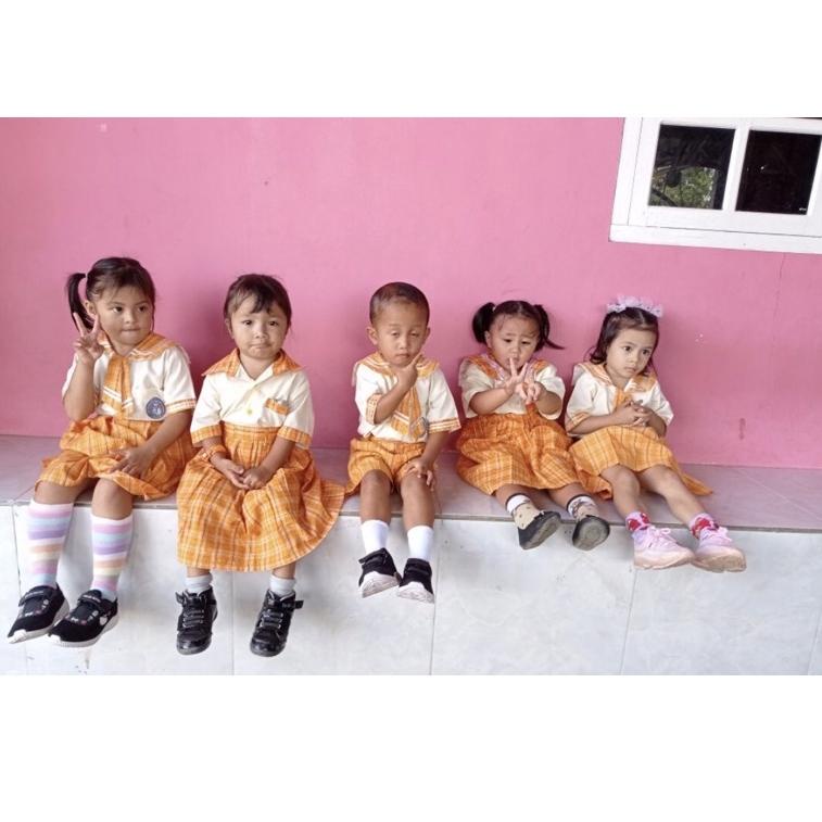 {UBT.15Jn22т} SERAGAM TK / PAUD KOTAK-KOTAK ORANGE MANTRUS