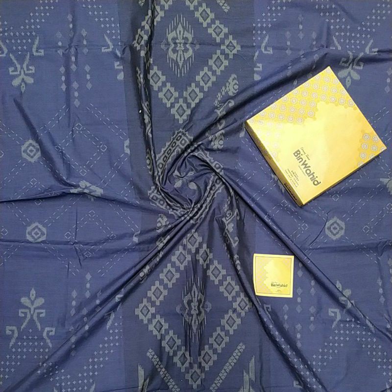 sarung bin wahid kembang