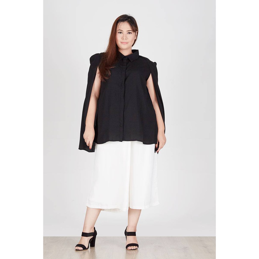 Atasan / Kemeja Berrybenka Curve Original - Kalina Black Cape Shirt