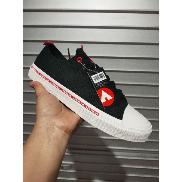 SALE AIRWALK Jamie black cowok