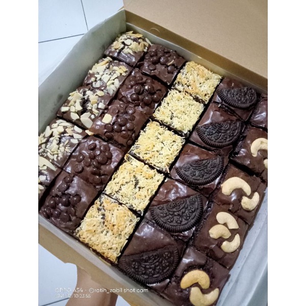 

BROWNIS FUDGY COKLAT