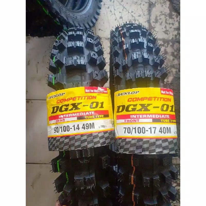 ban trail dunlop dgx-01 ring 14/17 sepasang dpn/blkg ukuran 90-100/14 dan 70-100/17