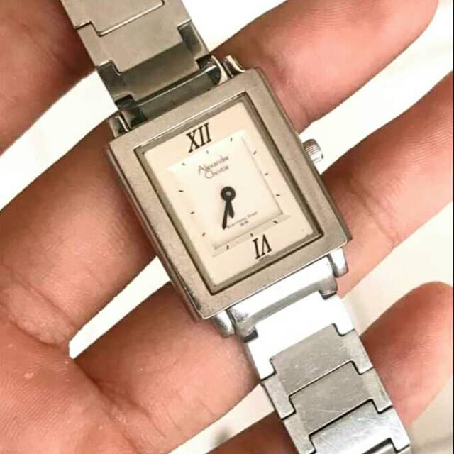 Jam Alexandre Christie cewe