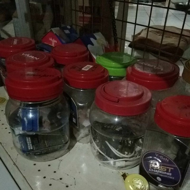 toples plastik atau keler produk cable data