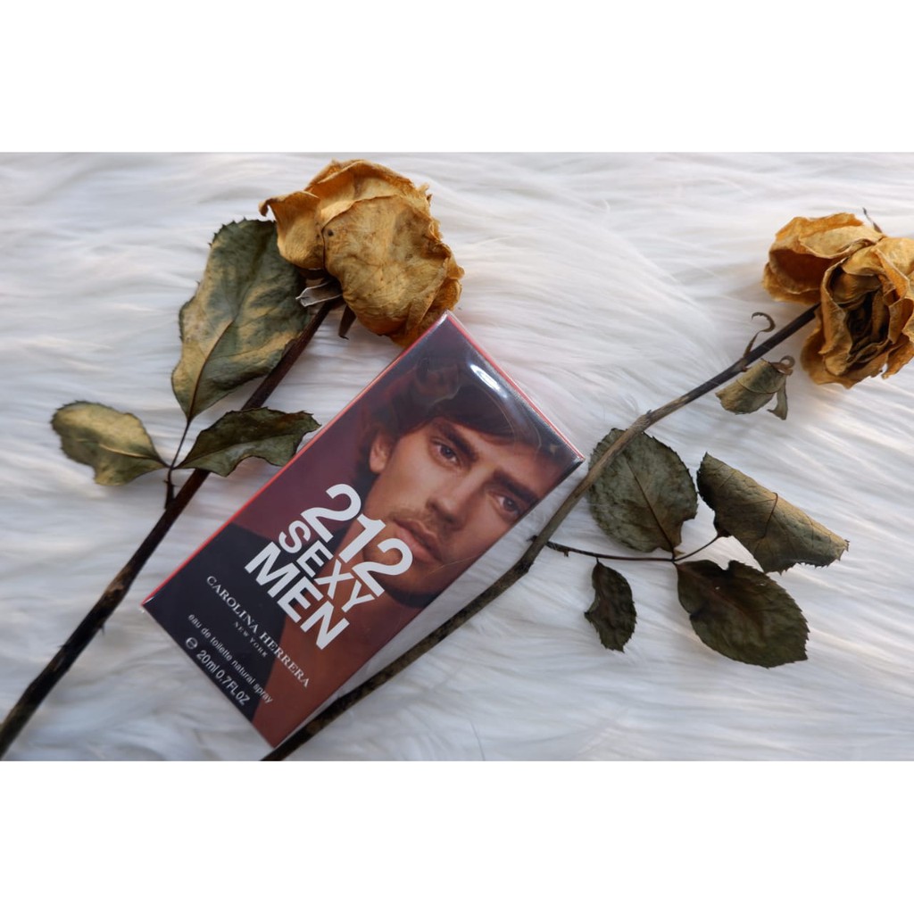 Parfume Carolina Herrera 212 sexy Men Original Travel size 20 ml