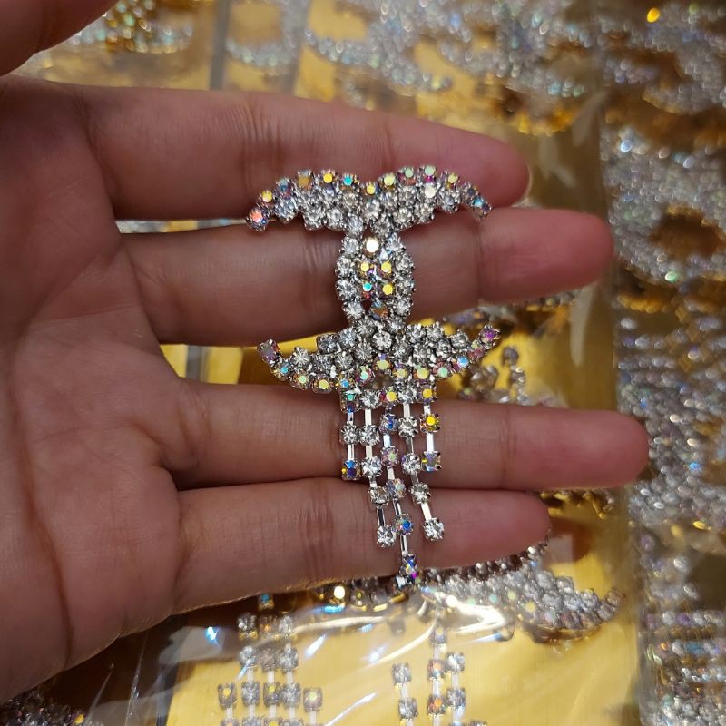 Bros Eksklusif Permata Juntai CNL Peniti Brooch Mewah