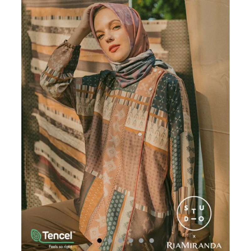 Maroon Printed Tamou L/XL by COTTONINK X RIA MIRANDA