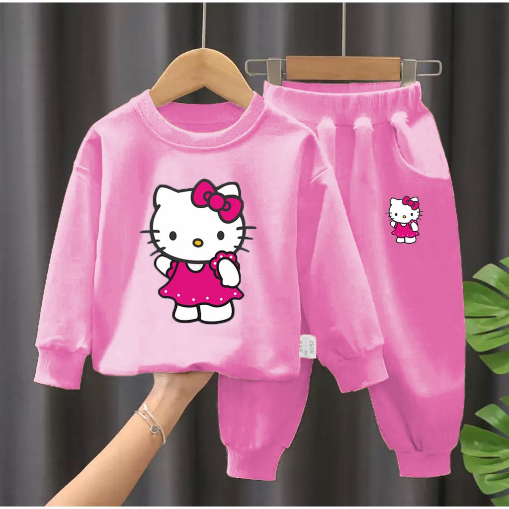 SETELAN SWEATER HELO KITTY 1-5 TAHUN SETELAN ANAK LAKI LAKI BAJU ANAK PEREMPUAN BAJU ANAK TERBARU BAJU ANAK TERLARIS JAKET ANAK TERLARIS JAKET ANAK PEREMPUAN BISA PILIH WARNA