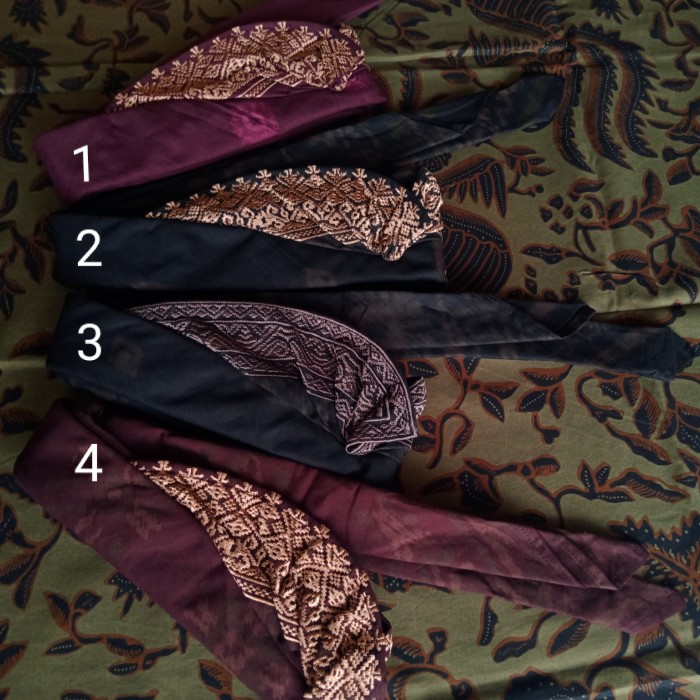 pakaian adat bali udeng ikat kepala pria