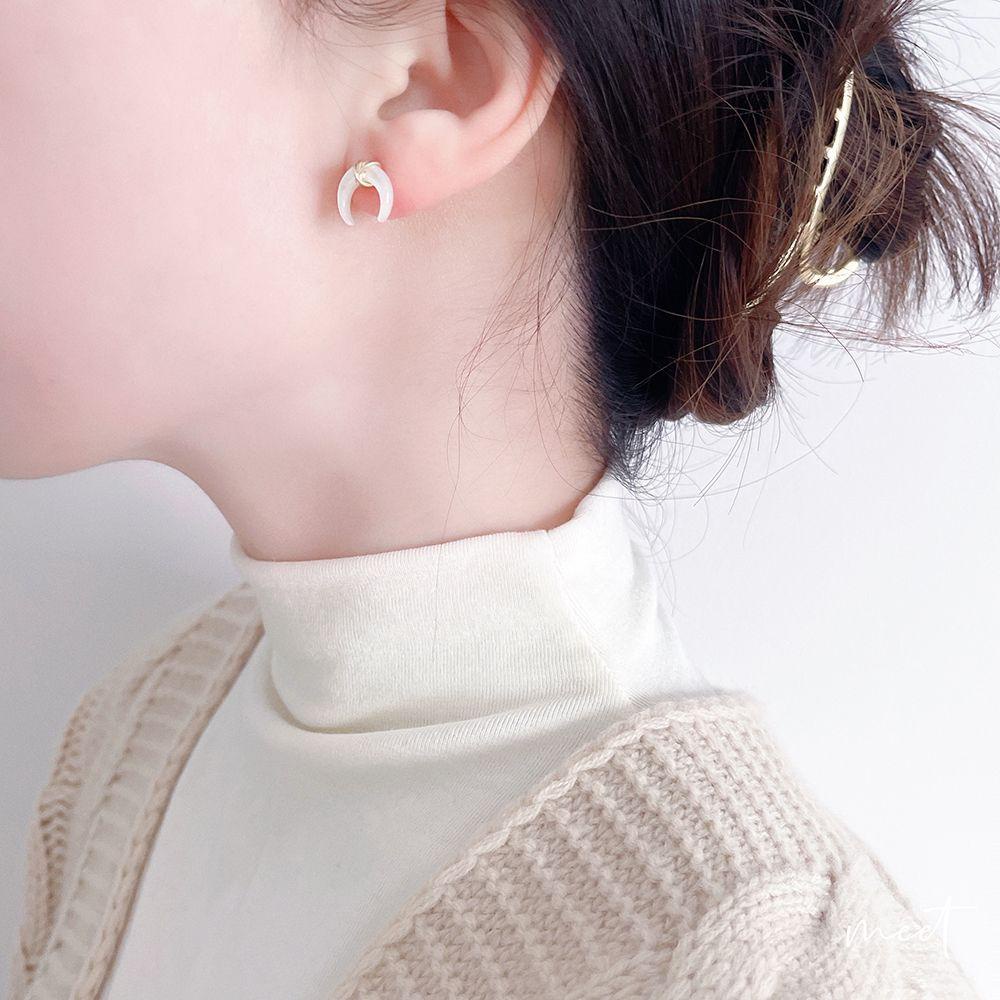 Mxbeauty Moon Stud Earrings Mewah Temperamen Vintage Shell Elegan Perempuan Gadis Indah Drop Anting-Anting Wanita Earrings