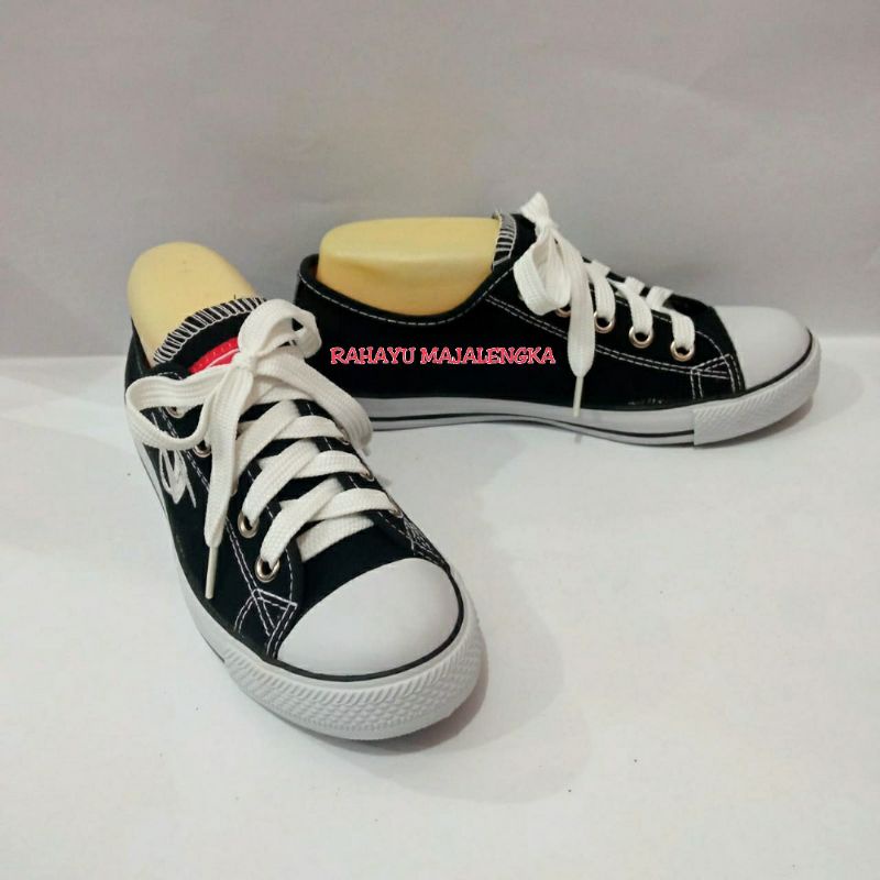 SEPATU SEKOLAH DALLAS CAMPUS PENDEK UK 28-42 / DALLAS CAMPUS LC / HITAM PUTIH