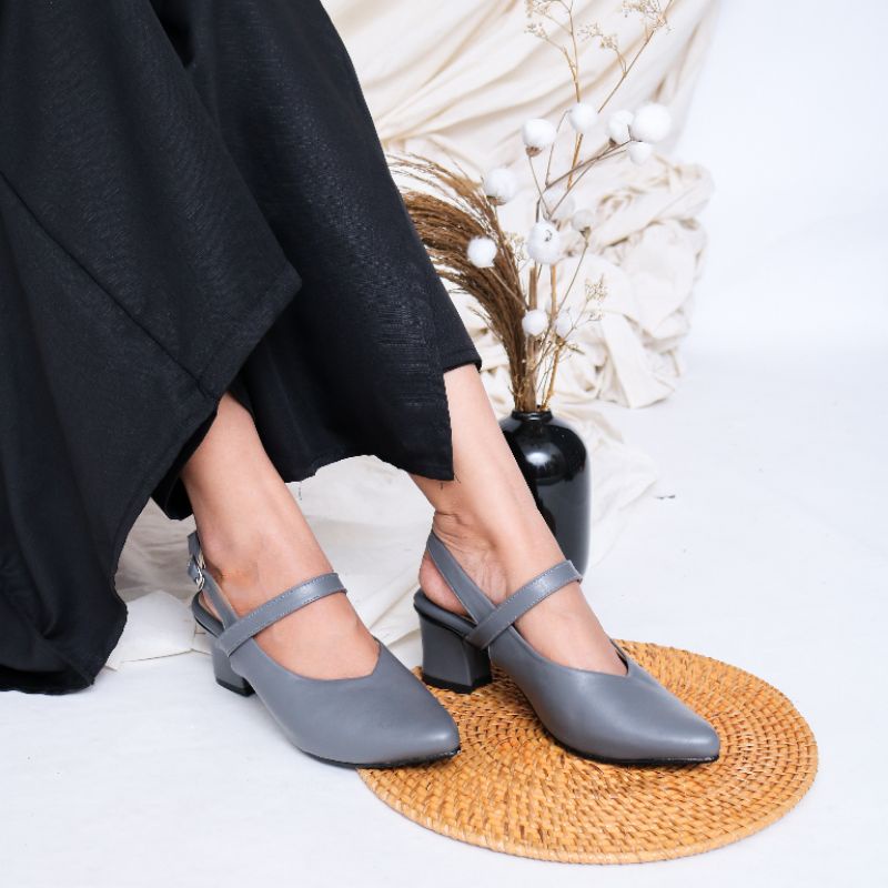 sepatu sandal wanita || ANDIN || sepatu wanita terbaru By DLESTA