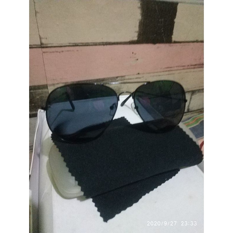 kacamata pria aviator