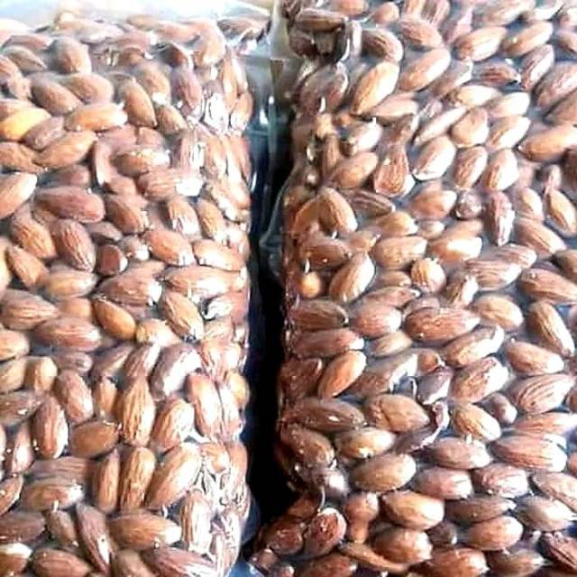 

Kacang Almond Panggang Original Blue Diamond 500gr