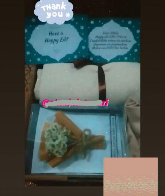 Hampers Hijab ezza Set