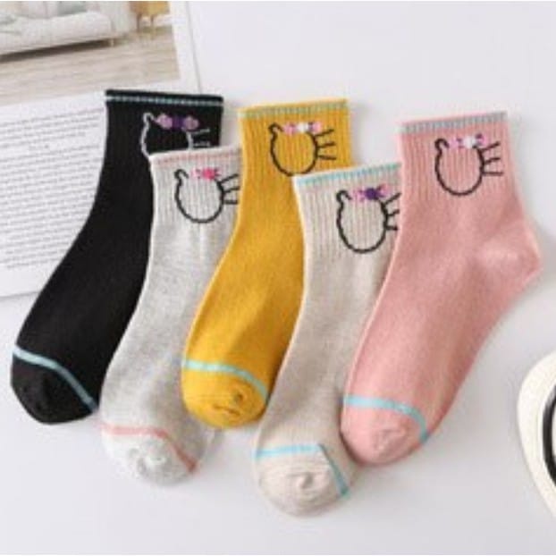 Gobra ♕ KK001 Kaos Kaki (Tanpa Kemasan) Wanita Panjang Diatas Mata Kaki Motif Kittie Fashion Korea Women Sock Import Murah