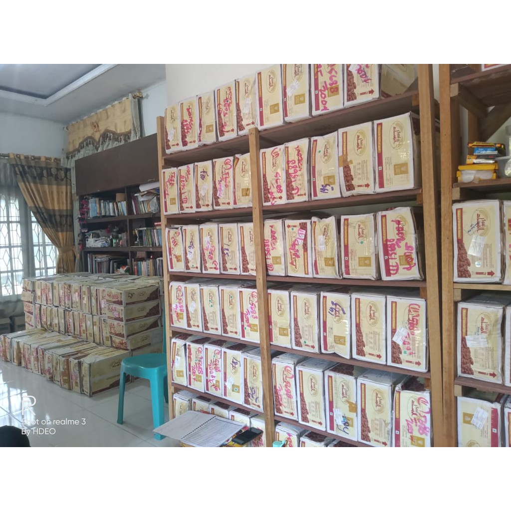 

Kurma Khallas Assaad 10 Kg