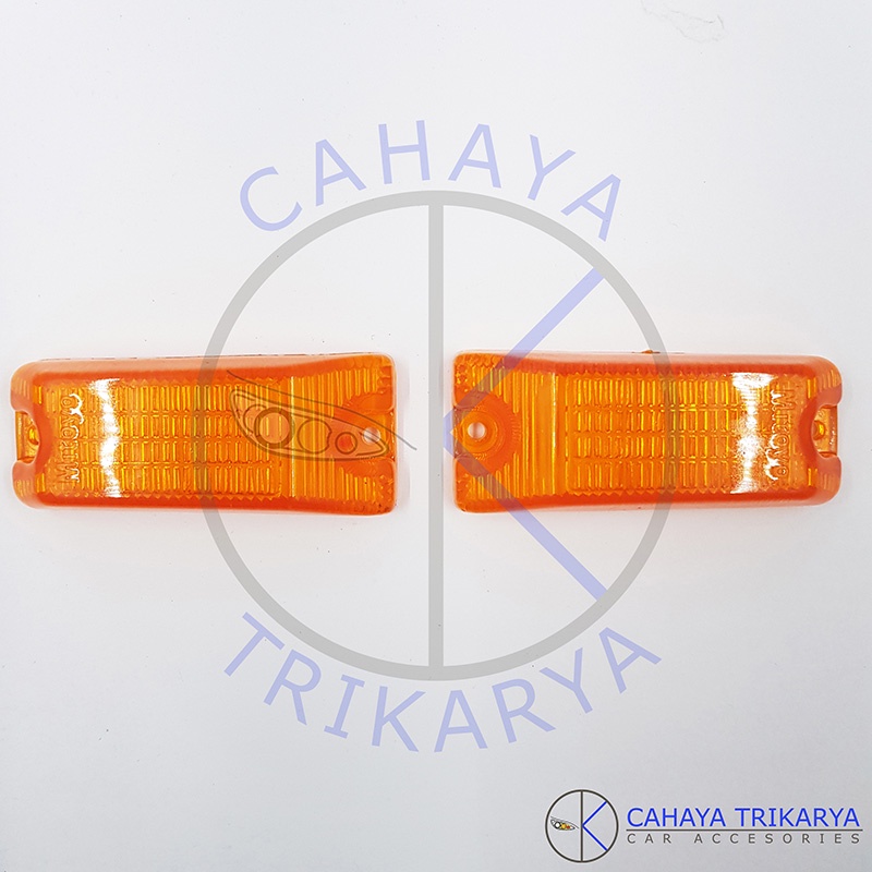 Mika Kaca Lampu Samping / Fender / Sen Sein / Side Lamp ST100 Carry 1.0 Lama Old