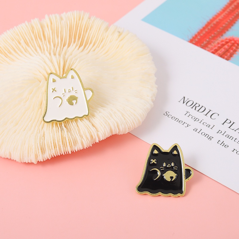 Bros Pin Enamel Bentuk Kucing Lucu 2 Warna Untuk Hadiah Teman