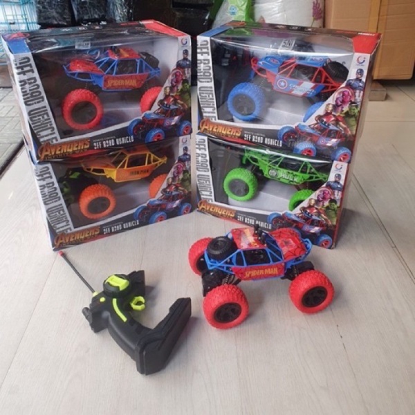 

Jual avenger remote control rock mobil skala Murah jeep 1:20 crawler