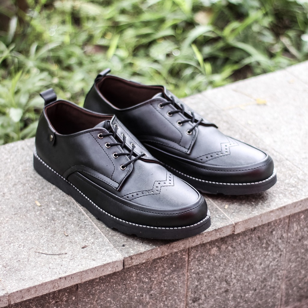 Daxon Black | Sepatu Vintage Casual Captoe Ori Klasik Kulit Pria Derby Footwear | FORIND x Lvnatica