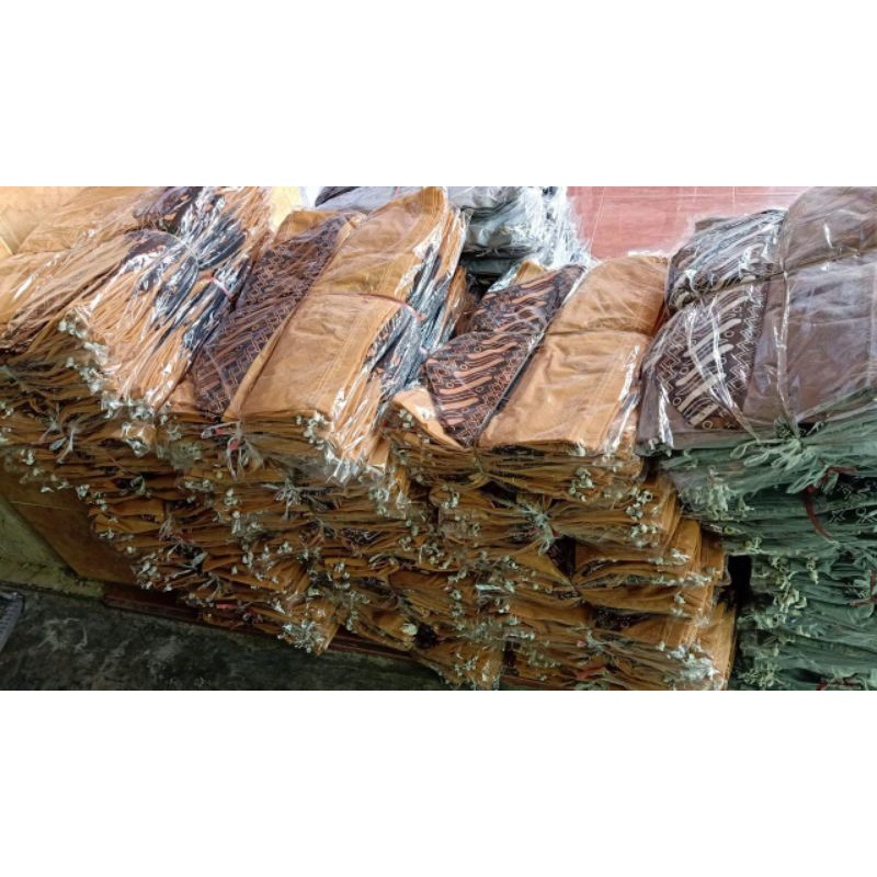 Tas hajatan serut motif batik uk 22x22
