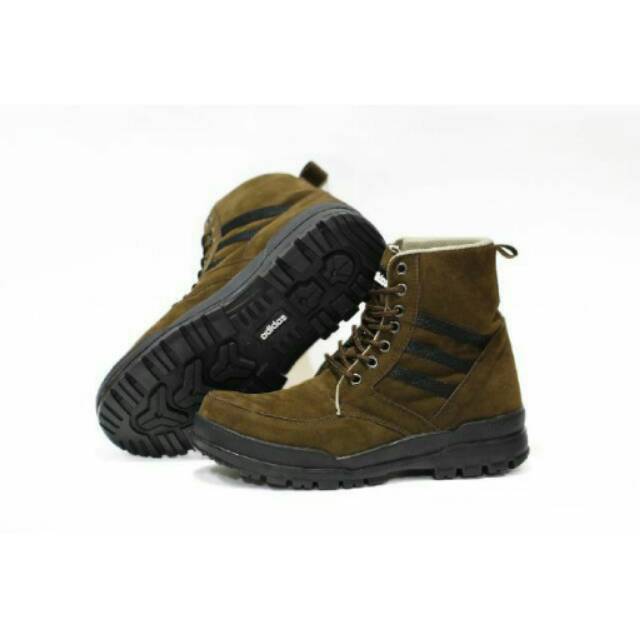 Adidas boot swide