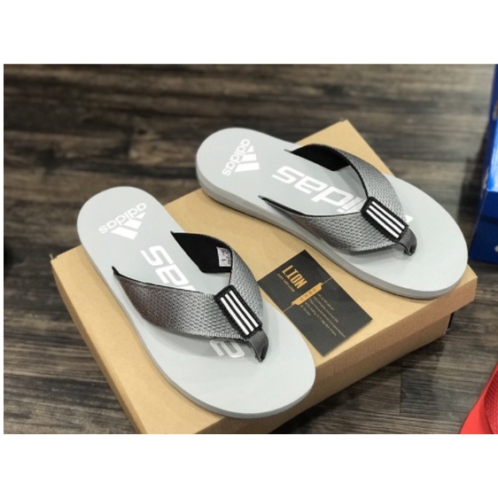 SANDAL JEPIT PRIA CASUAL ADIDDAS