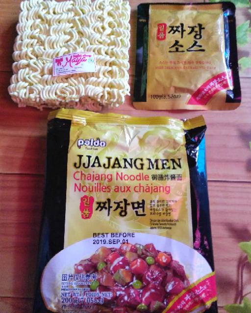 Paldo Jjajangmen Korean Noodle chapaghetti mikuya takoyaki mie goreng jajangmyeon instant mie kecap korean snack